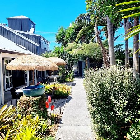Southpacific Motel Whangamata Exterior foto