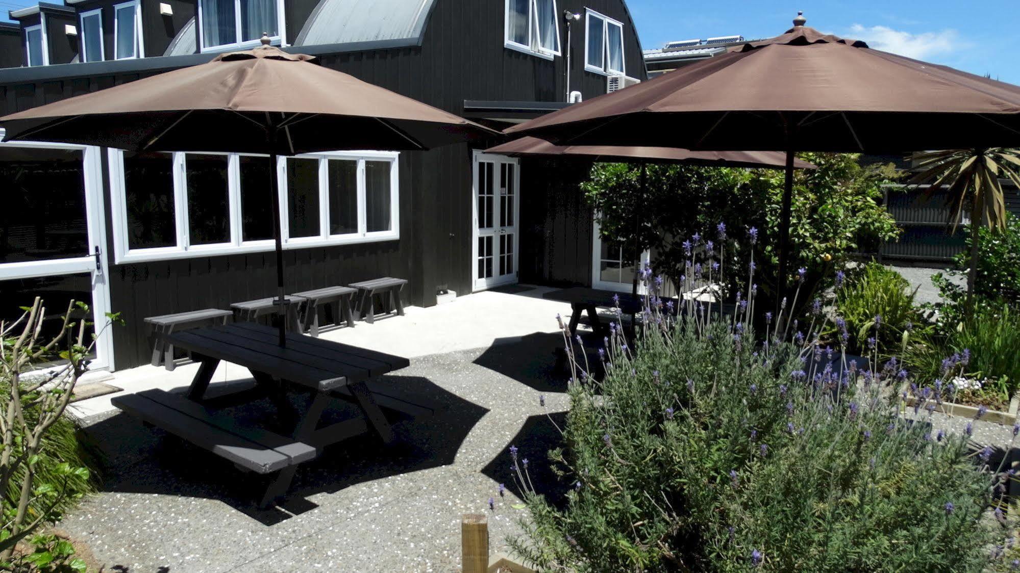Southpacific Motel Whangamata Exterior foto